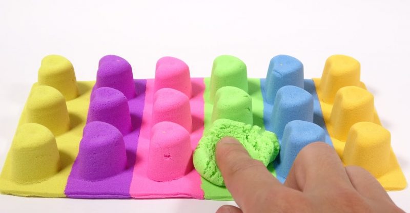 learn colors kinetic sand